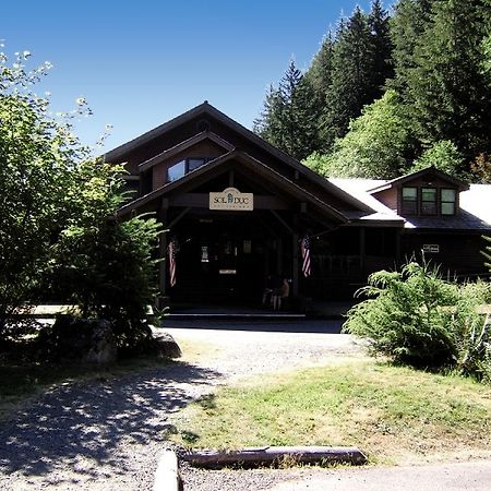 ホテル Sol Duc Hot Springs ポート・エンジェルス エクステリア 写真