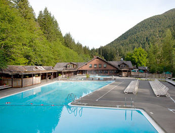 ホテル Sol Duc Hot Springs ポート・エンジェルス エクステリア 写真