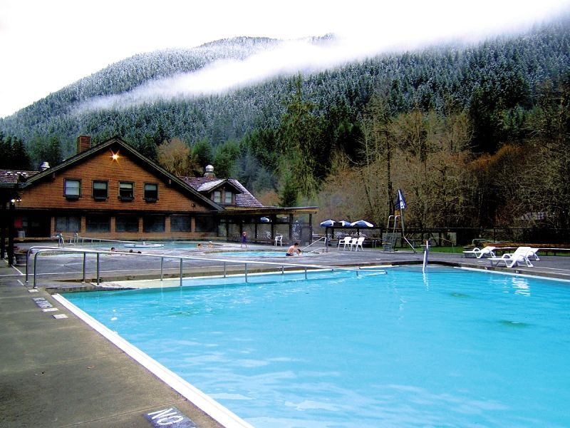 ホテル Sol Duc Hot Springs ポート・エンジェルス エクステリア 写真